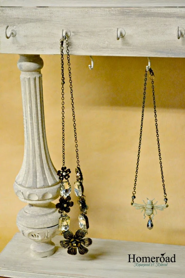 Repurposed Jewelry Display and MudPaint www.homeroad.net