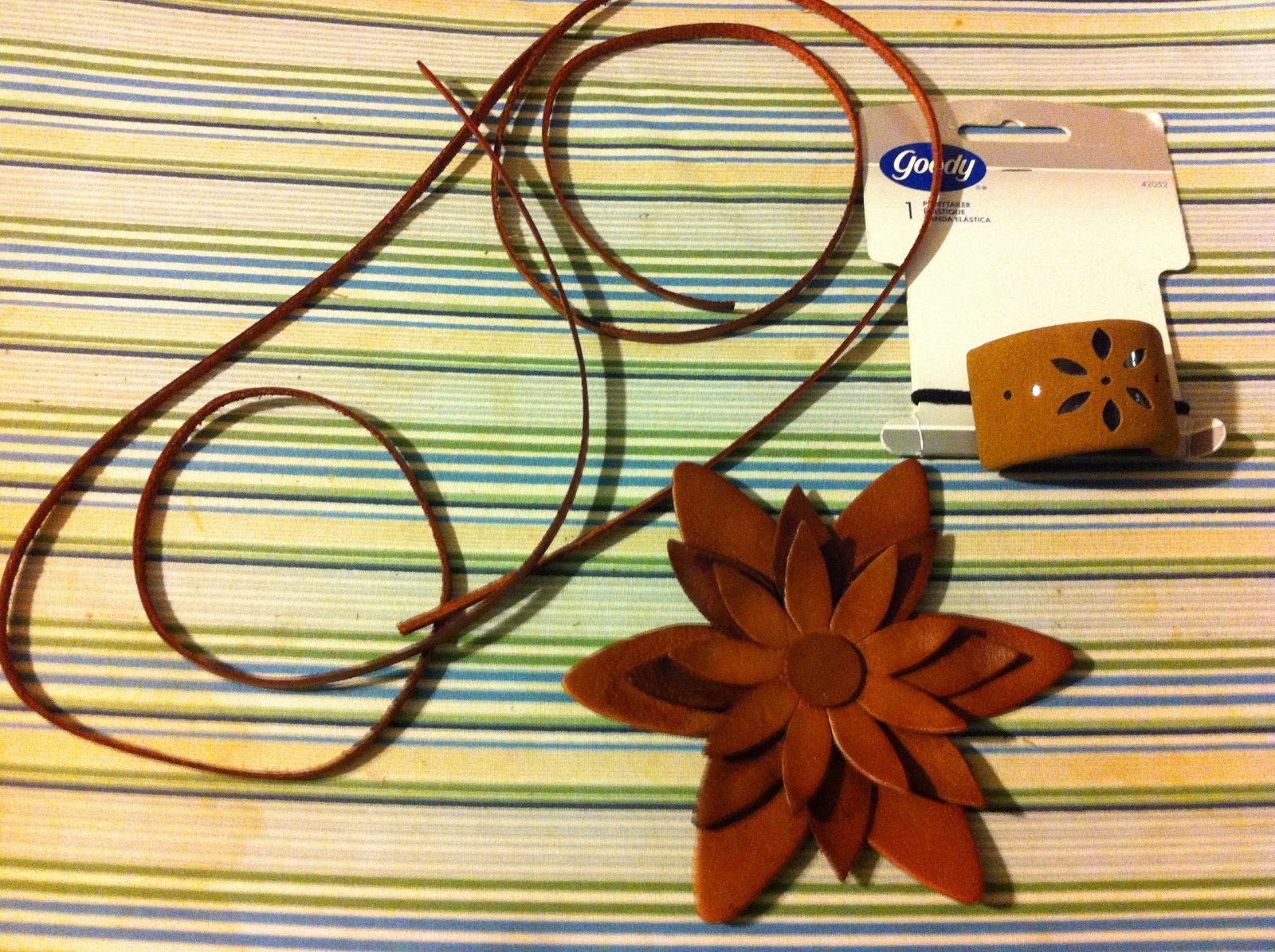 Quickie DIY Leather Ponytail Holder