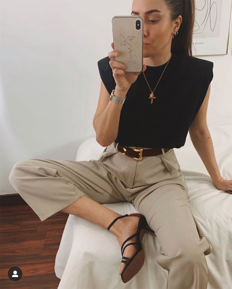 Style File | Mastering the Mirror Selfie: A Few Easy Tips