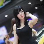 Hwang Mi Hee At Chevrolet Exhibitions Foto 5