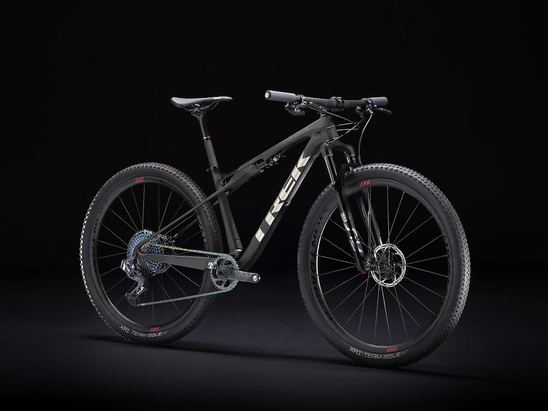 Trek Supercaliber la eficiencia de una rígida con el control de una