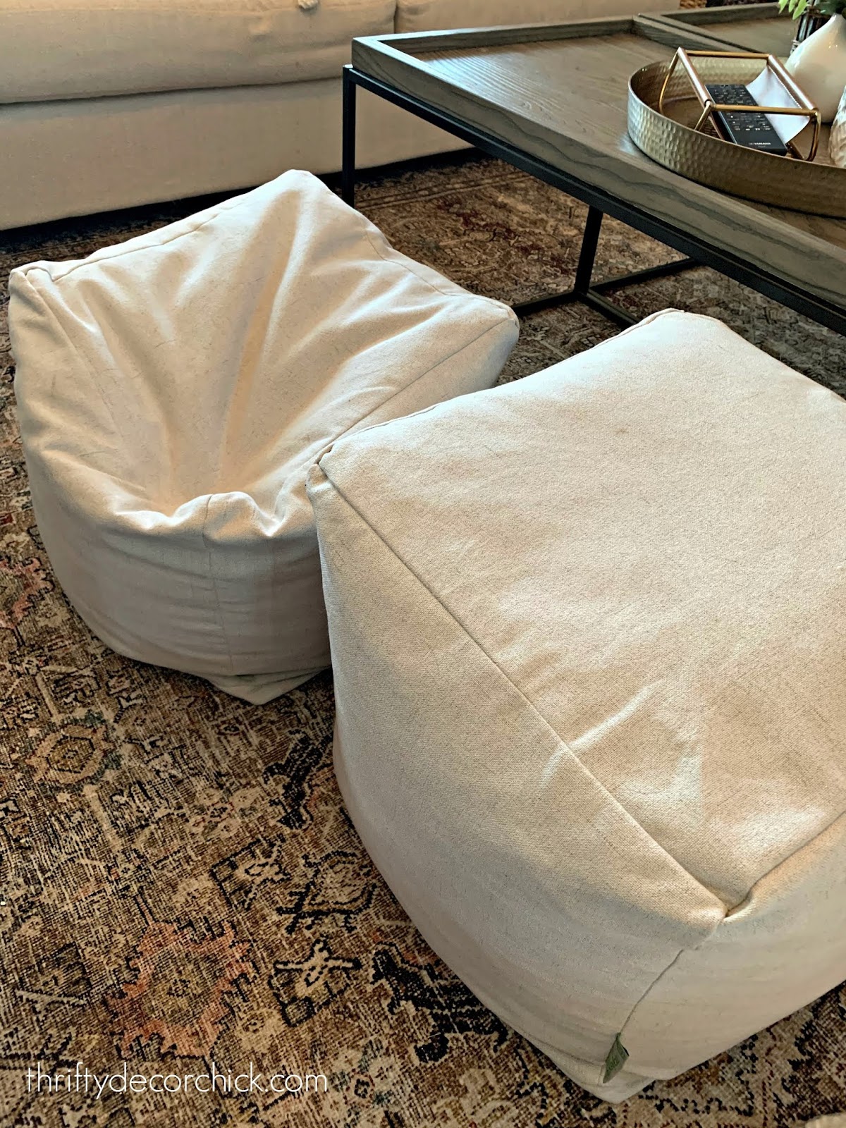 How to Easily Refluff a Pouf or Ottoman Thrifty Decor Chick Thrifty