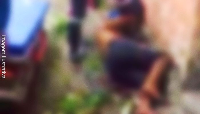 Homem que deu facada em criança é linchado por moradores em Fortaleza