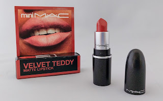 Review MAC Velvet Teddy Lipstick