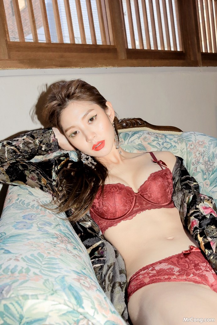 Beautiful Lee Chae Eun in the lingerie photos January 2018 (143 photos) photo 1-12