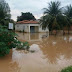 REGIÃO / Água volta a invadir casa em Serrolândia