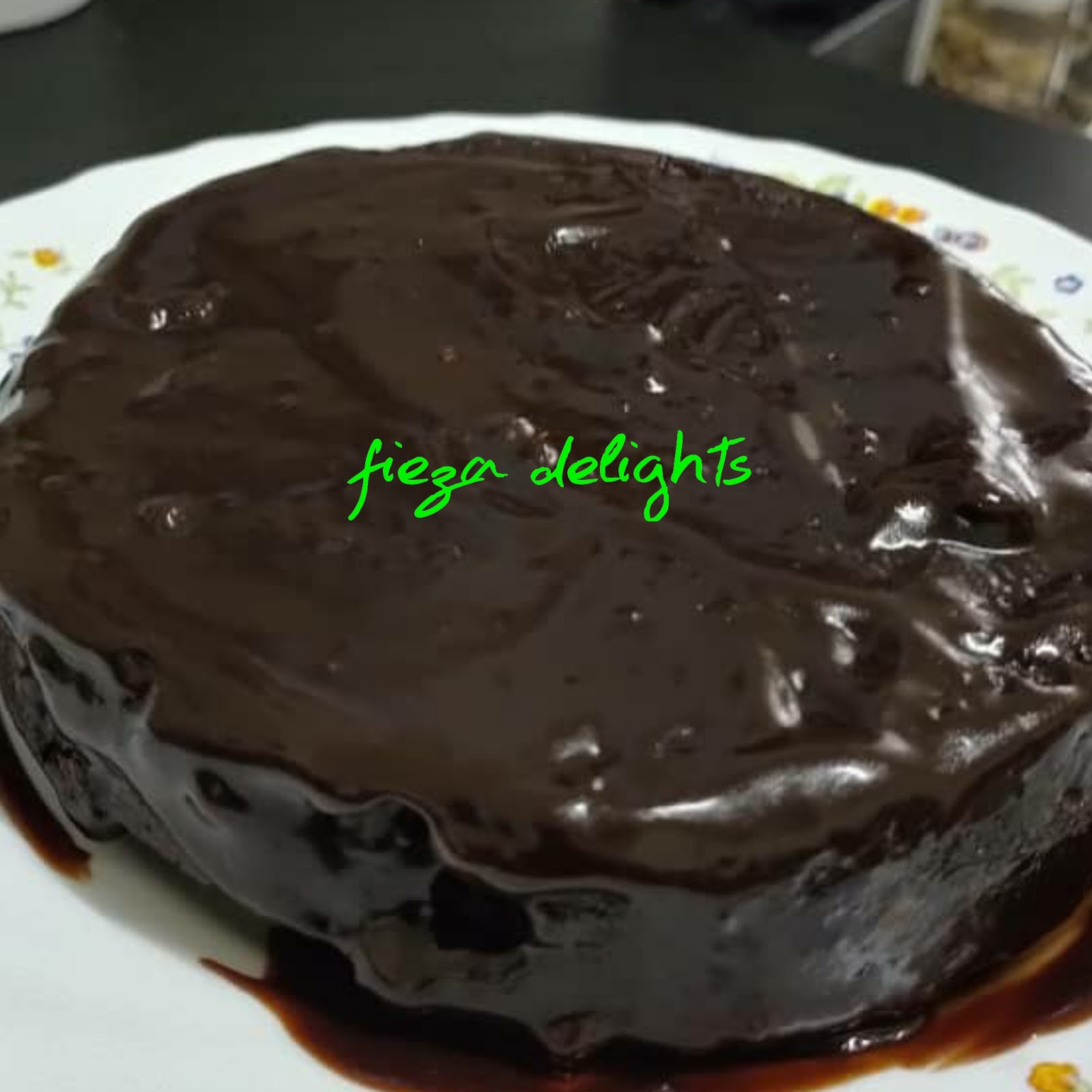 Fieza Delights Kek Coklat Moist Air Fryer Fieza Delights Kek Coklat Moist Air Fryer