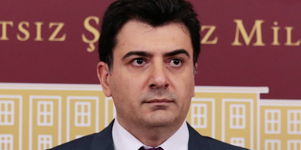Zeynel Emre kimdir? aslen nerelidir? kaç yaşında? mesleği ne? eşi kim? biyografisi ve hayatı hakkında kısa bilgi. Zeynel Emre kimdir? aslen nerelidir? kaç yaşında? mesleği ne? eşi kim? biyografisi ve hayatı hakkında kısa bilgi.