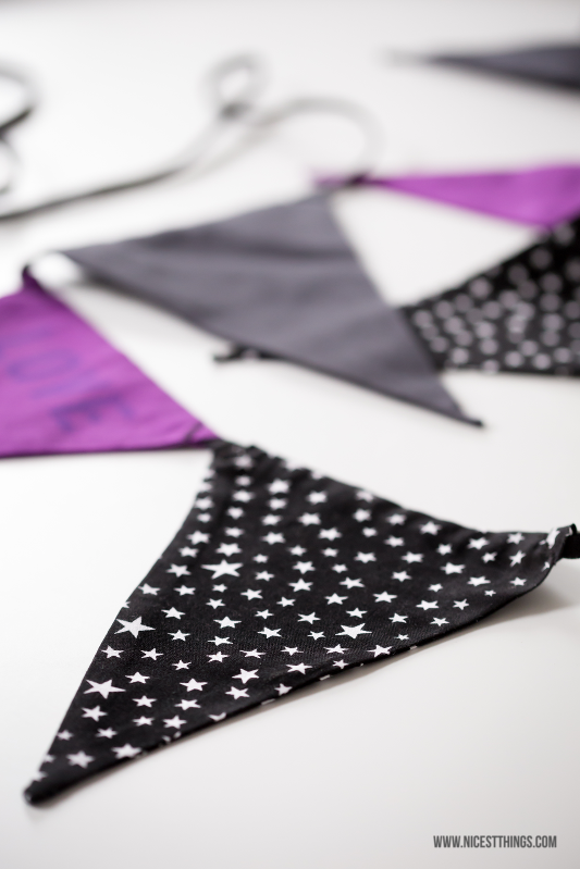 Stoff Wimpelkette mit Sternen Schwarz Weiß #wimpelkette #bunting #sterne #wimpel