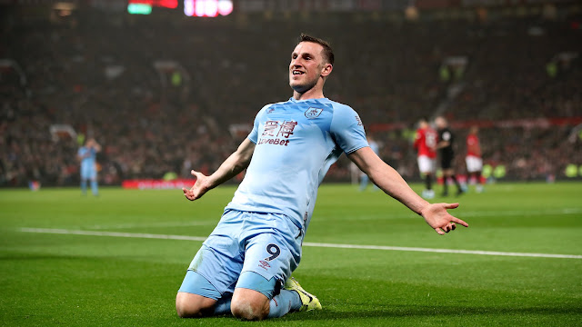 بيرنلي يصعق مانشستر يونايتد في الدوري الانجليزي بيرنلي يصعق مانشستر يونايتد في الدوري الانجليزي