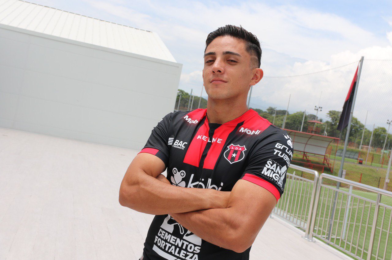 camiseta liga deportiva alajuelense 2020