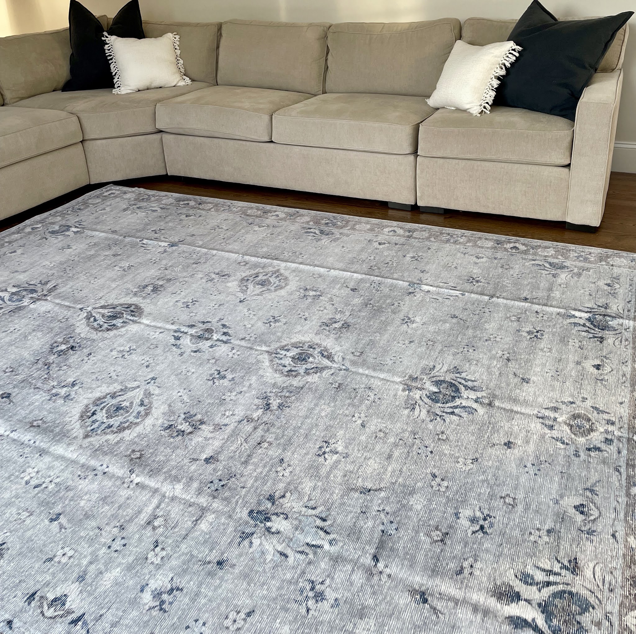 Review: Tumble's Spillproof and Machine Washable Rugs