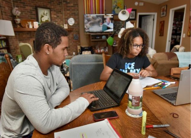 وزارة العمل يحق لك الحصول على إجازة لمدة 12 أسبوع ا مقابل 2 3 الأجر