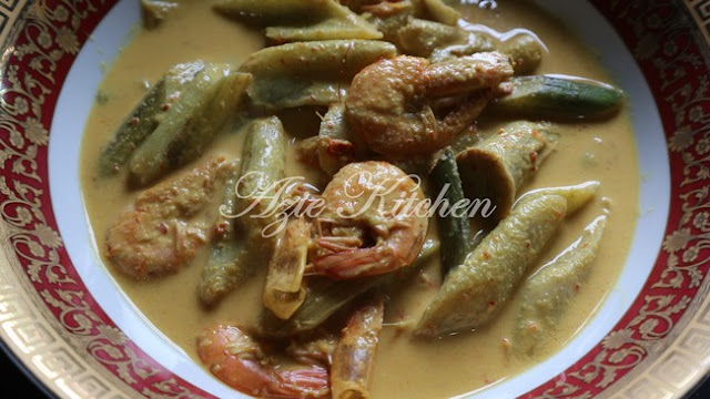 Gulai Udang Dan Batang Keladi Kelantan