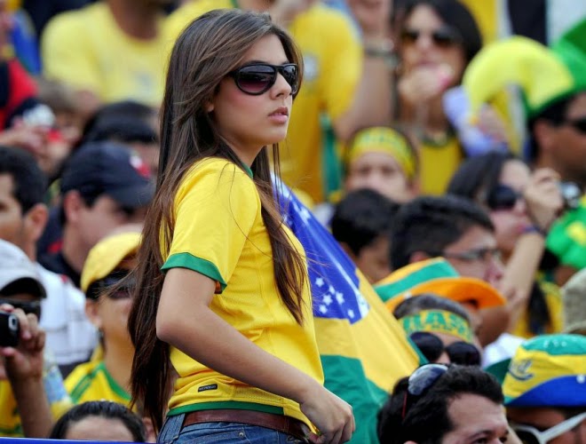 WM Brasilien 2014: sexy heissen Mädchen-Fußball-Fan, schöne Frau Unterstützer der Welt. Ziemlich Amateur girls, Bilder und Fotos Brasil selecao brasileira garota