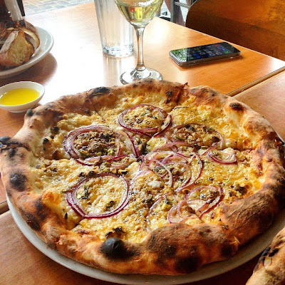 Pizza in the Desert: Pizzeria Bianco Town & Country