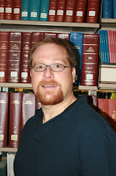 Headshot of Dr. Shmuel Lissek