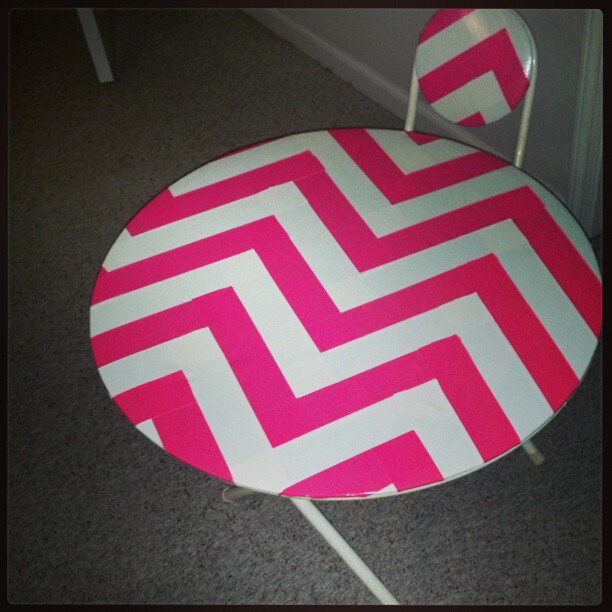 Duct tape table Creative Rayne