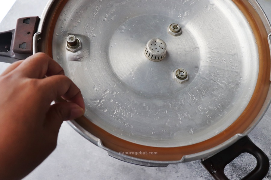 Cara Aman Menggunakan Panci Presto Plus Bonus Resep Masakan Dapur Ngebut