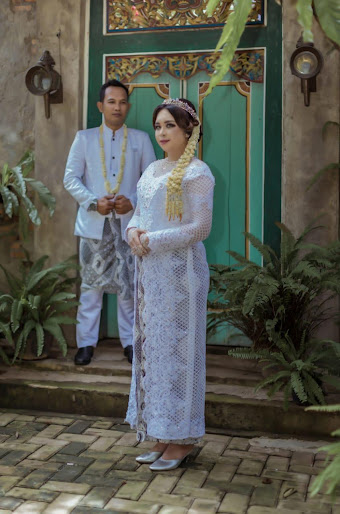 Rias Pengantin 3Juta Cempaka Baru, Gunung Sahari, Paket Pernikahan Lengkap, Adat Sunda Siger Jawa Paes, Make Up Akad Nikah, RUMAH, GEDUNG, AULA, 082298385915 Rias Pengantin 3Juta Cempaka Baru, Gunung Sahari, Paket Pernikahan Lengkap, Adat Sunda Siger Jawa Paes, Make Up Akad Nikah, RUMAH, GEDUNG, AULA, 082298385915