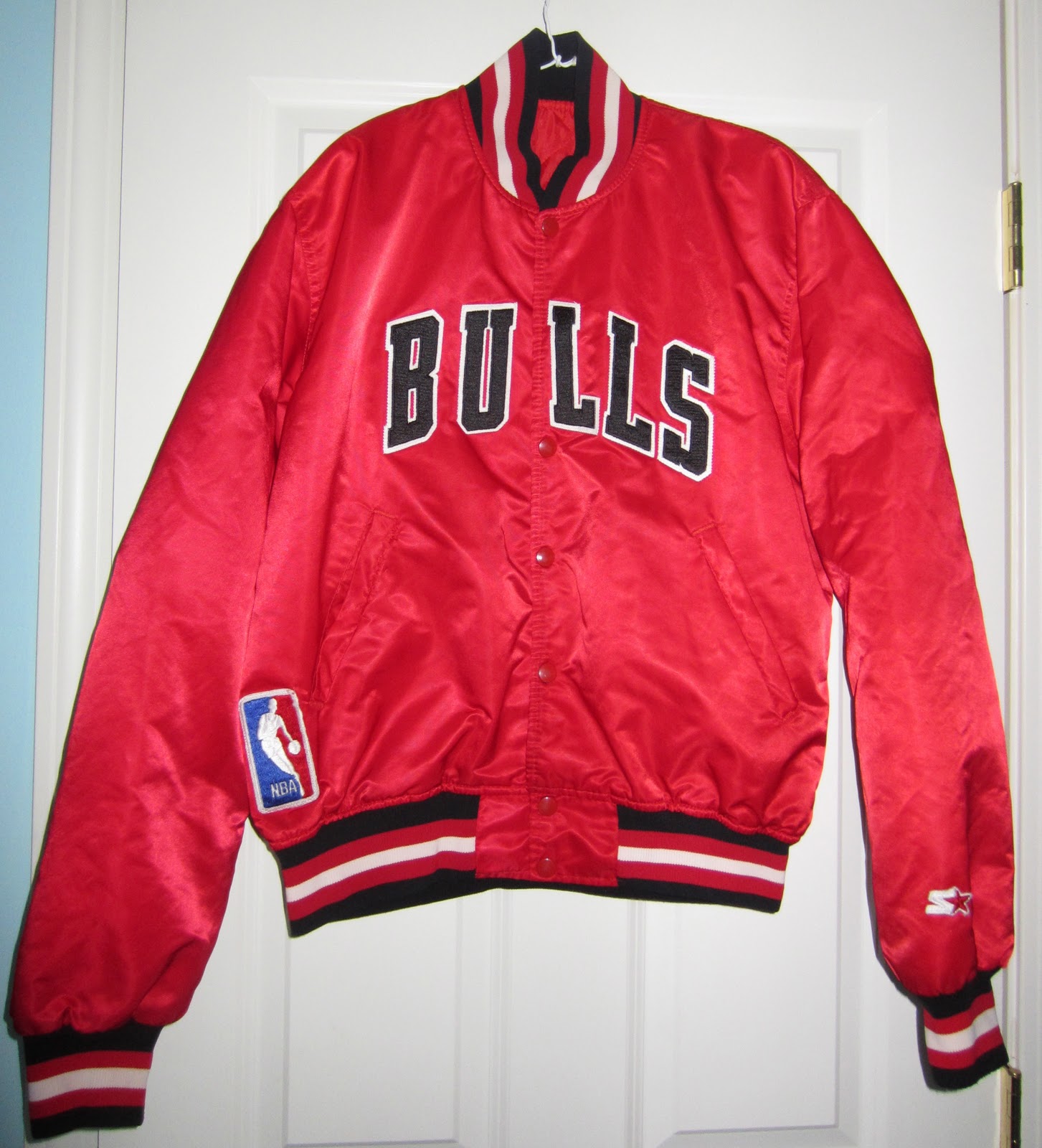 Vintage Sports Apparel: Vintage Chicago Bulls Satin Starter Jacket ...