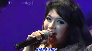 Lirik Lagu Dan Chord Gitar Edan Turun - Ratna Antika Monata