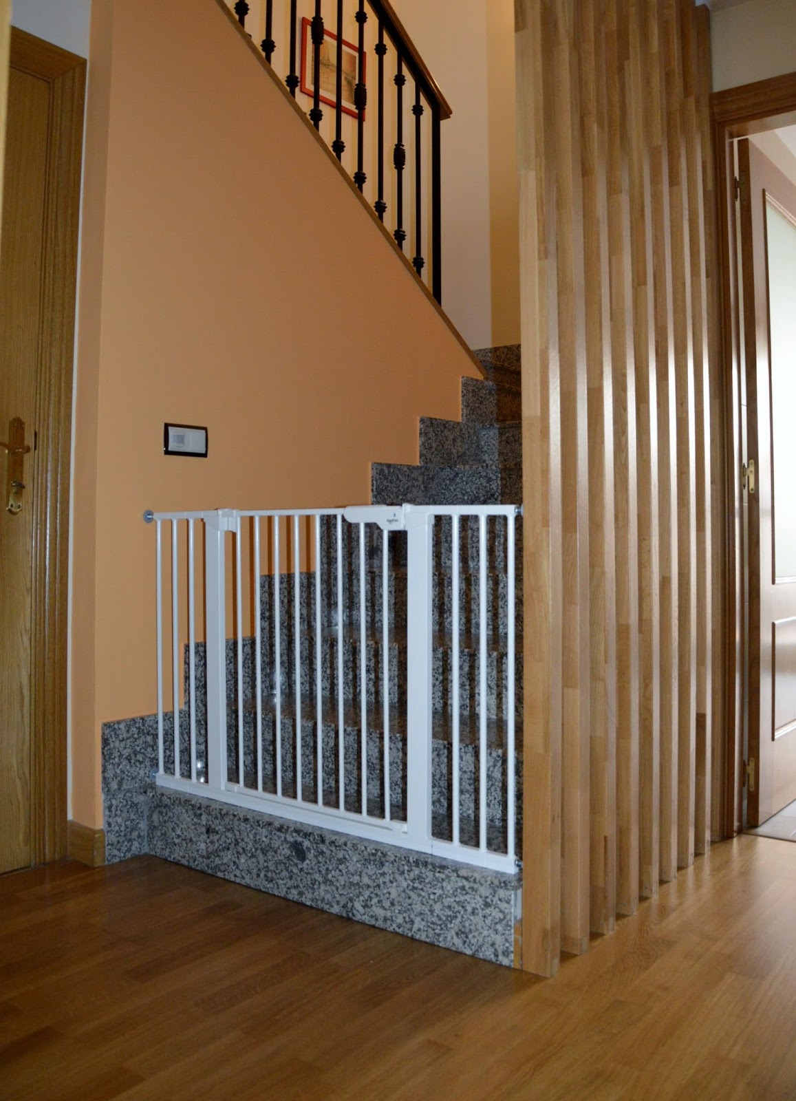 I.D.E.A: BARANDILLA DE SEGURIDAD PARA NIÑOS