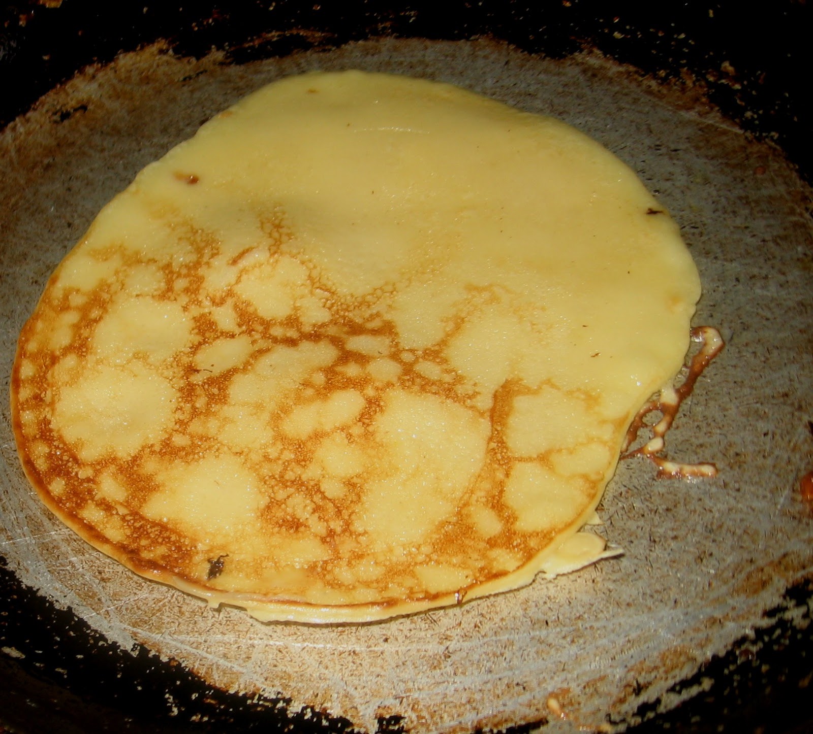 of oil just with simple vegetable  my how drops make to   nigerian in my Frying some pancakes pancake