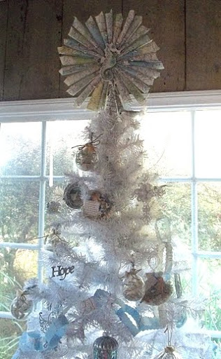 coastal tree topper