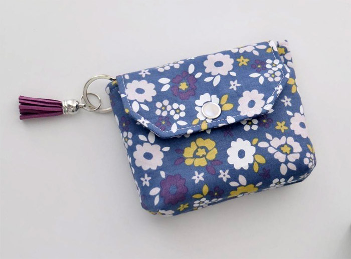 Sew the Cutest Coin Purse Pattern with a Zipper - Free!