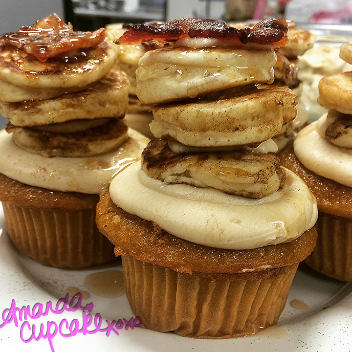.Amanda Cupcake. Sweet Dreamer ♥ Pancake Bacon Breakfast Cupcakes for