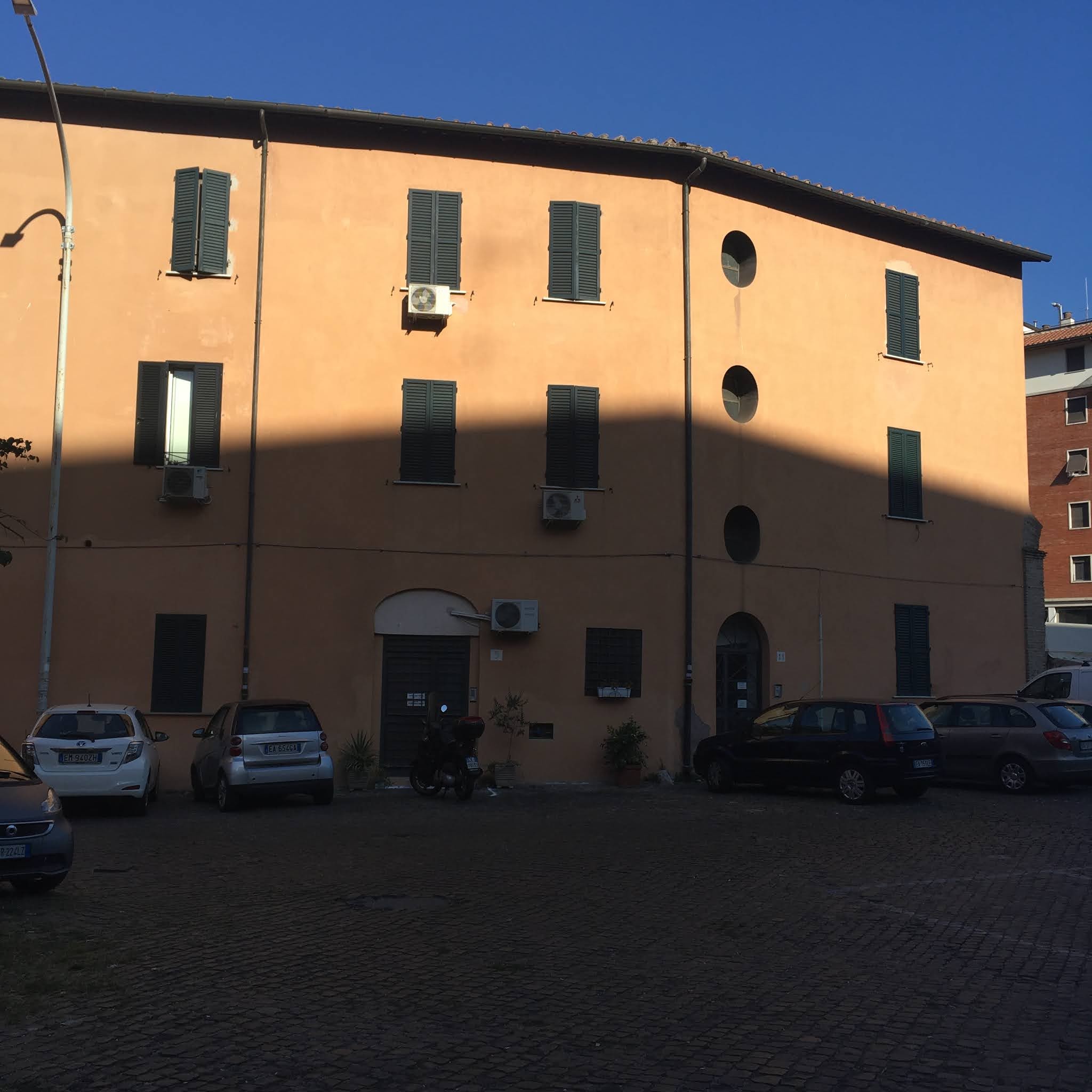 Rerum Romanarum Via del Crocifisso