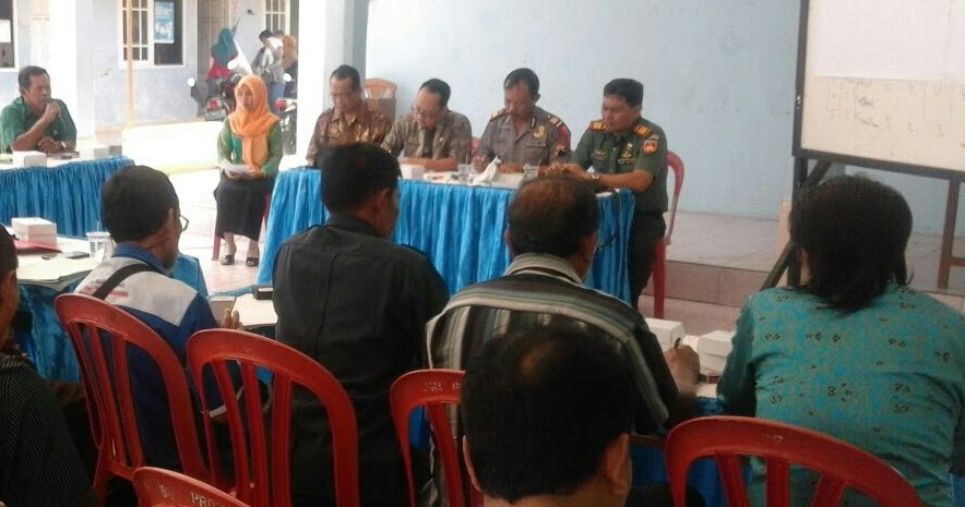 Danramil 06 Kesugihan Normalisasi Kali Yasa Desa Selarang Jangan