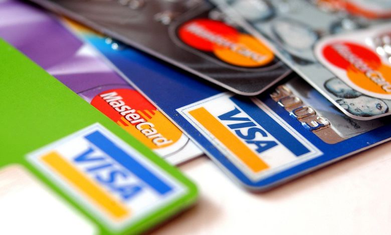 Procurando por um Cartão de Crédito com Juros Baixos?