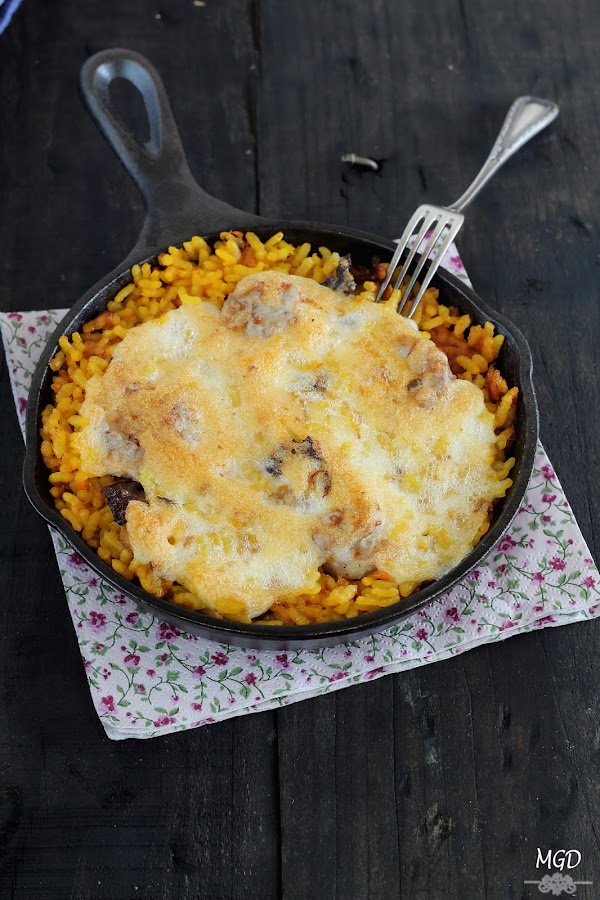 Arroz con butifarra y setas gratinado con Alioli migrandiversion