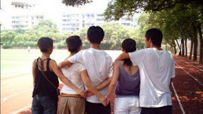 Foto-foto Orang Lagi Selingkuh (Jangan Ditiru!)