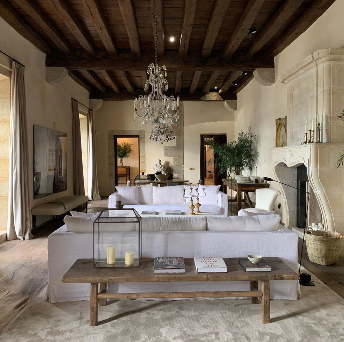 Décor: Dramatically Inspiring Interiors for Autumn