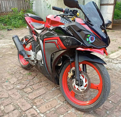 Modifikasi YZF-R125 Double Eyes Motor Vixion