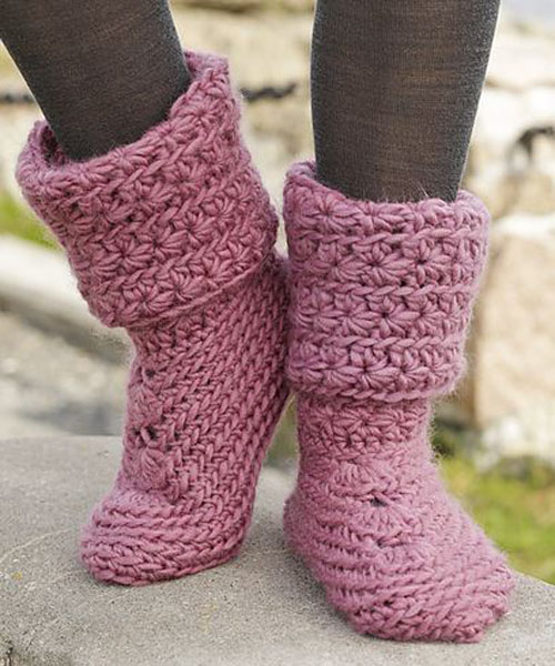 Amazing Knitting: FREE Pattern for Cozy Slipper Boots