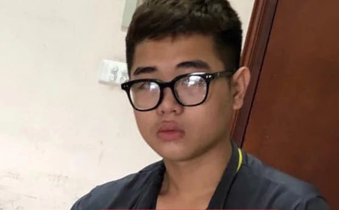 Bắt khẩn cấp nam sinh 17 tuổi cướp xe ôm Bắt khẩn cấp nam sinh 17 tuổi cướp xe ôm