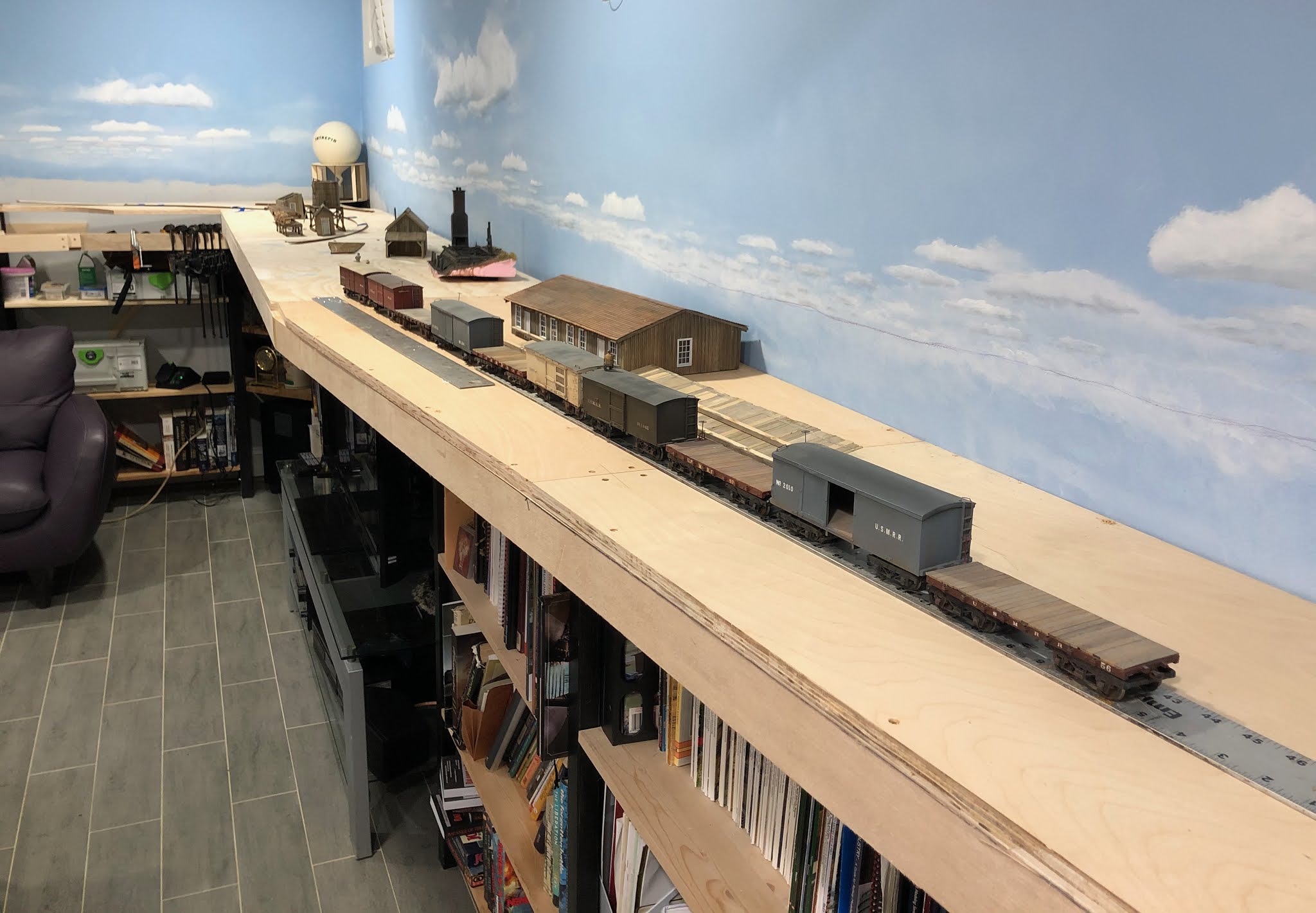USMRR Aquia Line and other Model Railroad Adventures Benchwork
