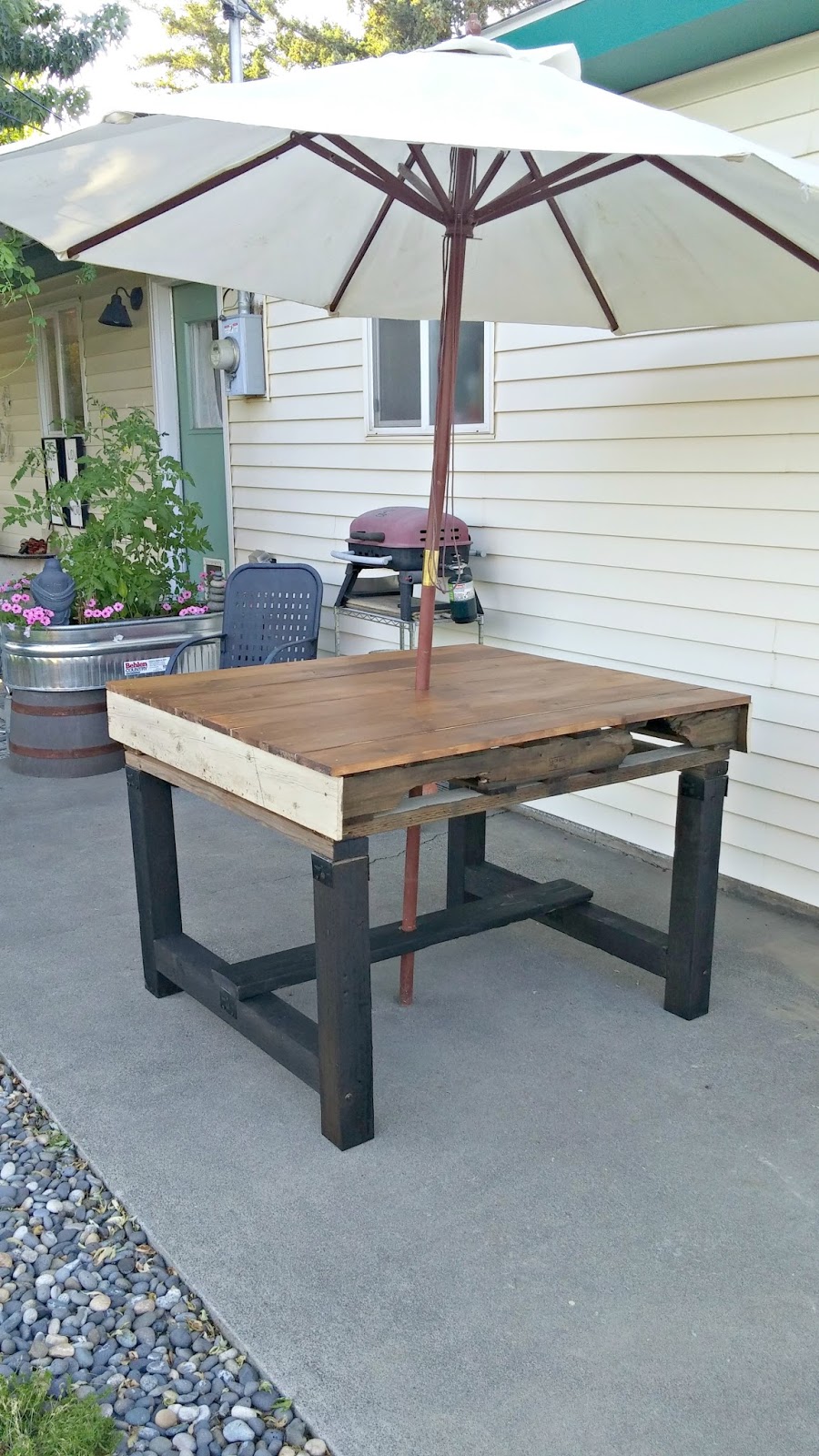 How to DIY a Patio Umbrella Cover Little Vintage Cottage