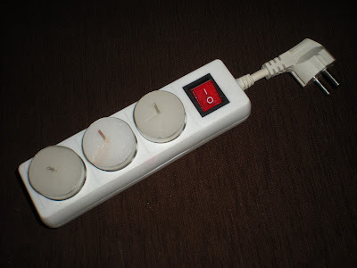 Andra de Blanco: DIY: DIKEANDO UNA REGLETA DE ENCHUFES