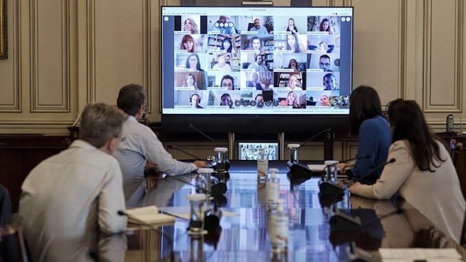 Άνοιγμα των δημοτικών προανήγγειλε ο Μητσοτάκης - Τι είπε σε εκπαιδευτικούς