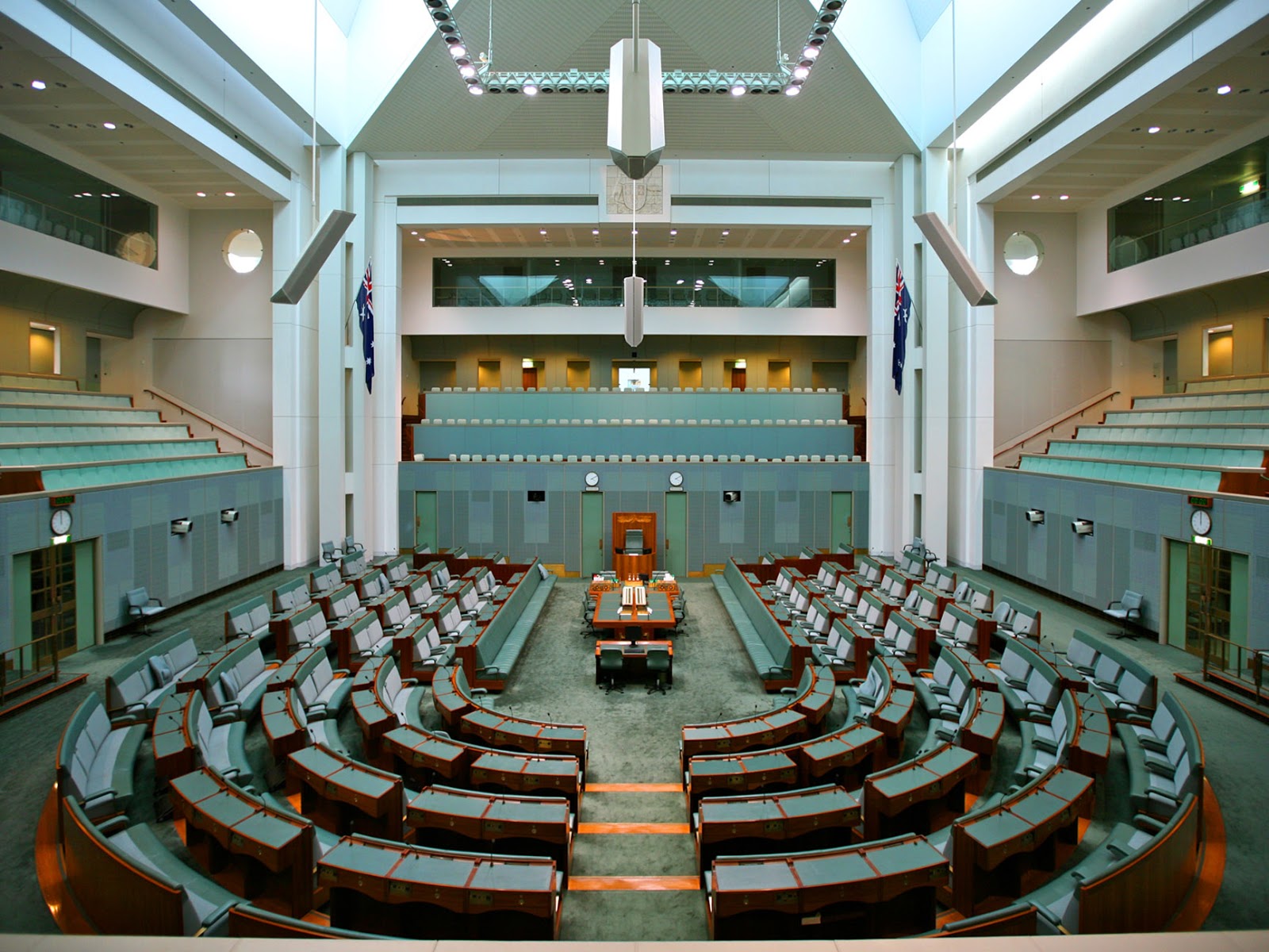 NixPages PARLIAMENT HOUSE, CANBERRA