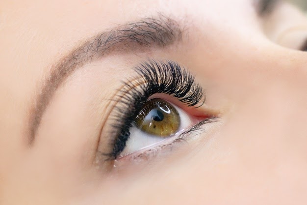 Everything you need to know about eyelash extensions