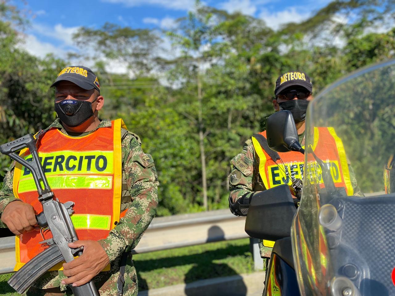 Inicia la campaña ‘¡Viaje seguro, su ejército está en la vía!’