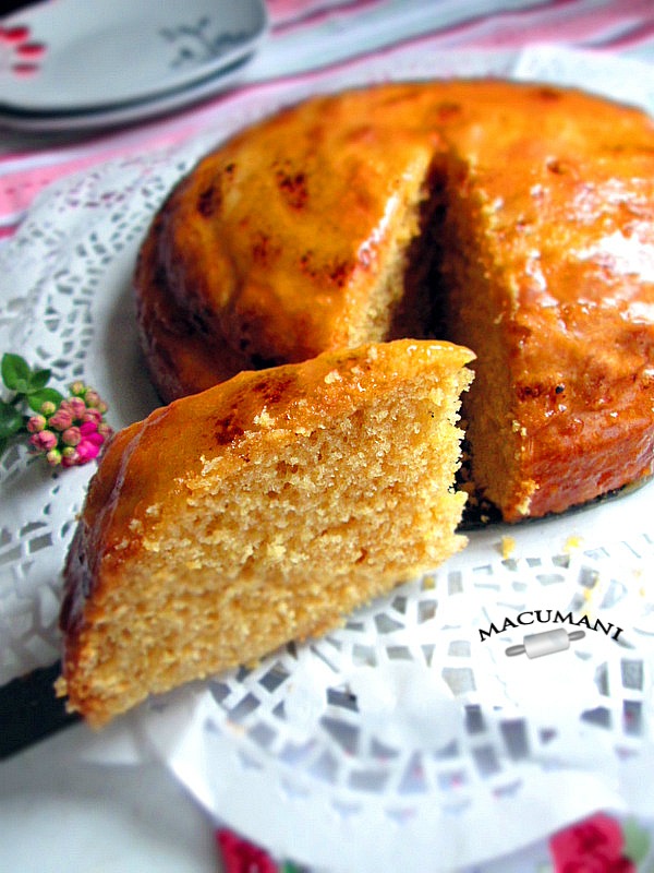 BIZCOCHO DE YEMAS . MACUMANI