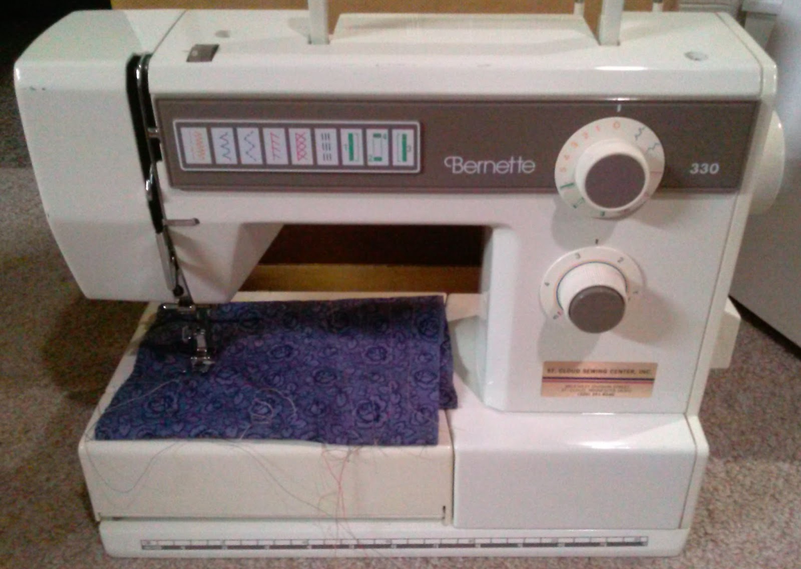 Sewing Machine Mavin March 2017