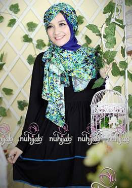 Aneka Model Hijab Trendy Untuk Lebaran merupakan salah satu model dan desain hijab modern yang pastinya akan sangat dicari oleh Aneka Model Hijab Trendy Untuk Lebaran